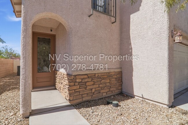 Building Photo - SW 3 Bedroom + Loft + Covered Patio!!!! Pet friendly (Cats & small dogs OK) On Cul De Sac!!!! All...