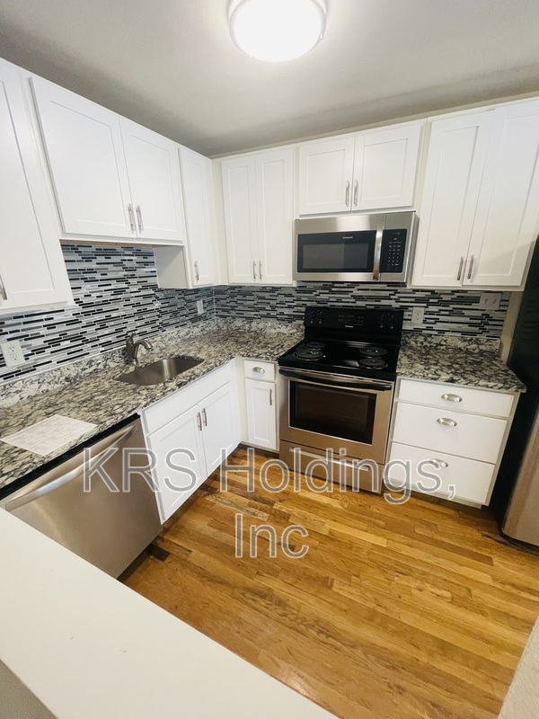 Building Photo - Willow Sands Apartments