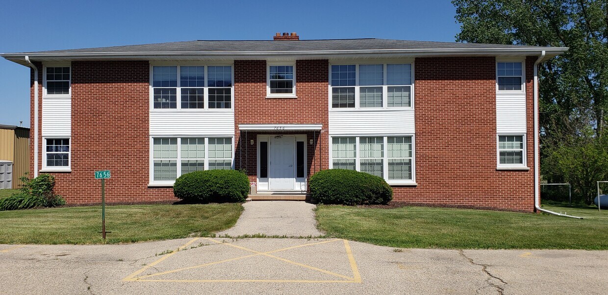 Primary Photo - 7656 Van Ryen Ct