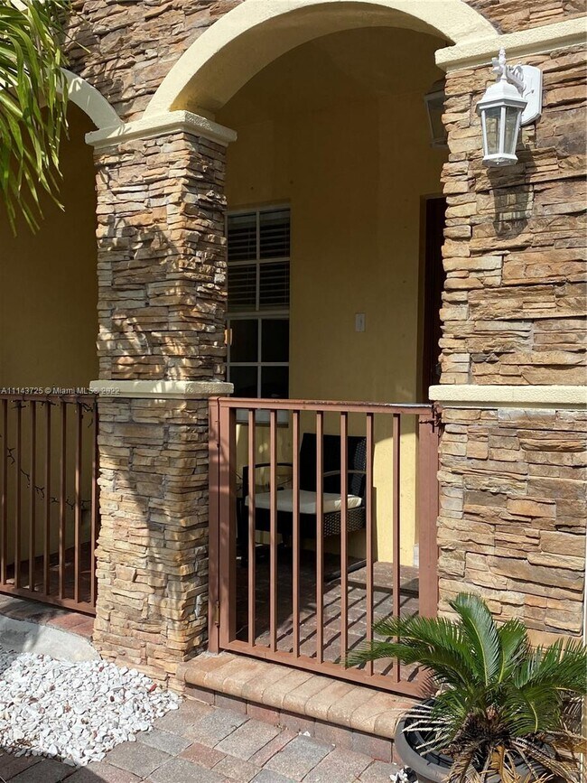 Building Photo - 9343 SW 220th Terrace