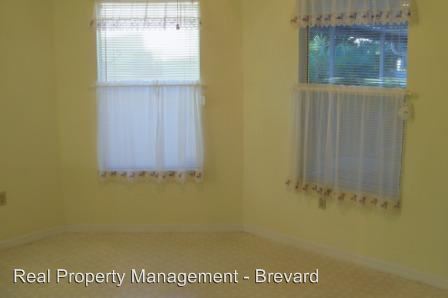 Foto del edificio - 3844 Town Square Blvd