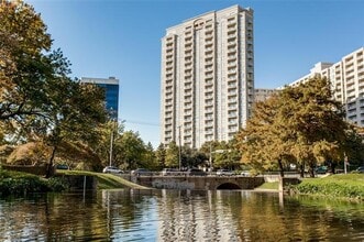 Building Photo - 3225 Turtle Creek Blvd