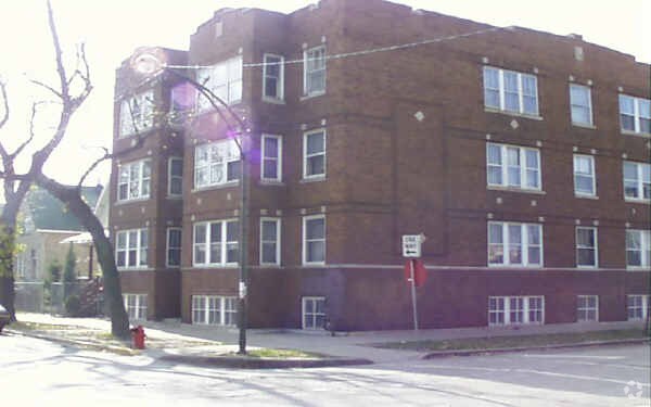 Primary Photo - 2054-2056 N Keeler Ave