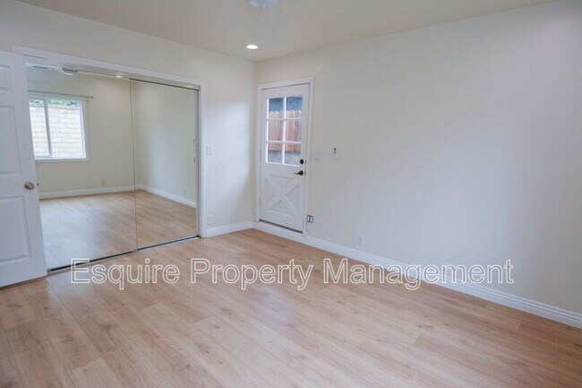 Foto del edificio - 2177 James Ave