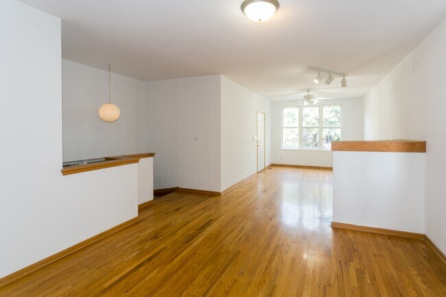 Foto del edificio - 1319 N Campbell Ave
