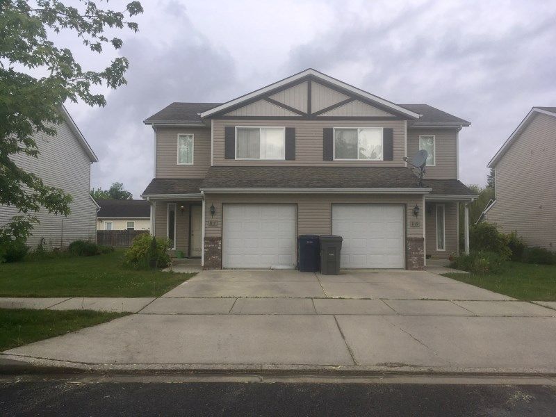Primary Photo - 1117 Forsythia Ave