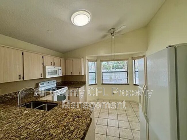 Foto del edificio - 2911 Woolridge Dr