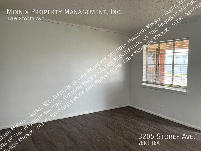 Building Photo - 3205 Storey Ave.