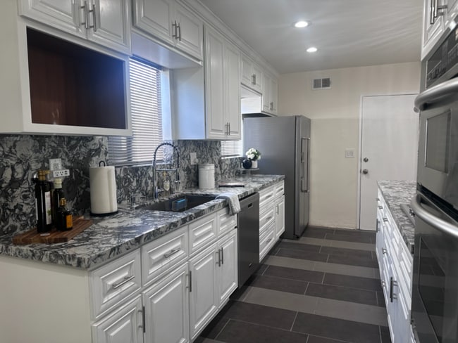 Foto del edificio - Finally A Home that Adapts to Your Lifestyle