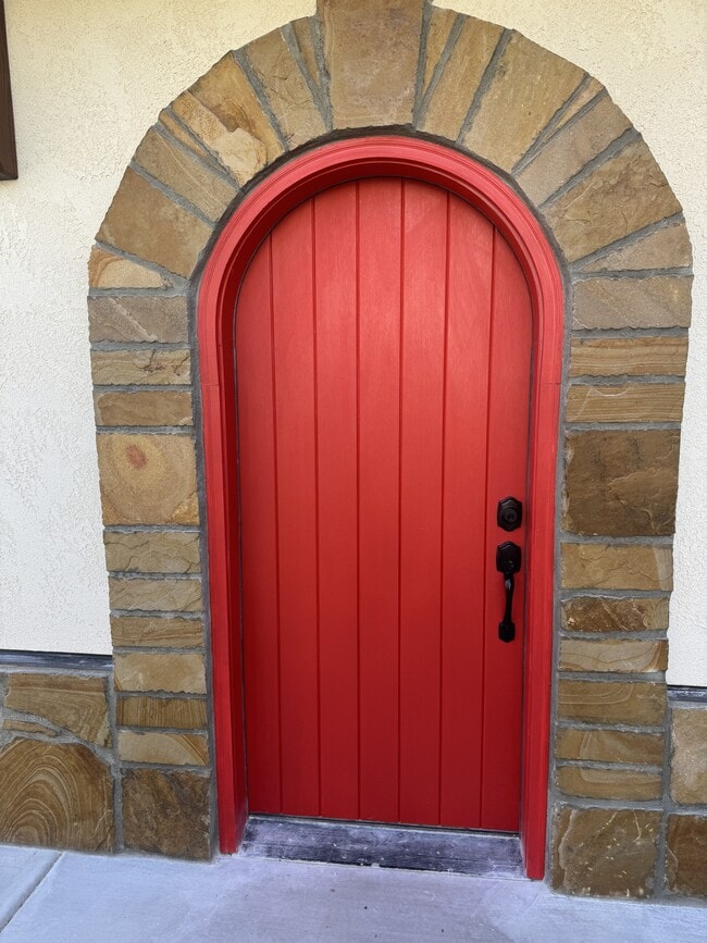 Photo - 4621 Locust Ln E House