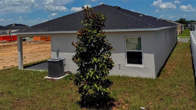 Building Photo - 2905 Lavanda Dr