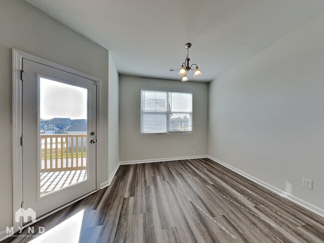 Foto del edificio - 6043 Kayton St