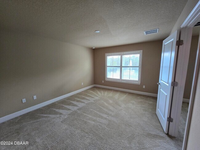 Building Photo - 783 Aldenham Ln