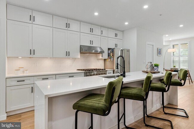 Foto del edificio - 1440 Oak St NW