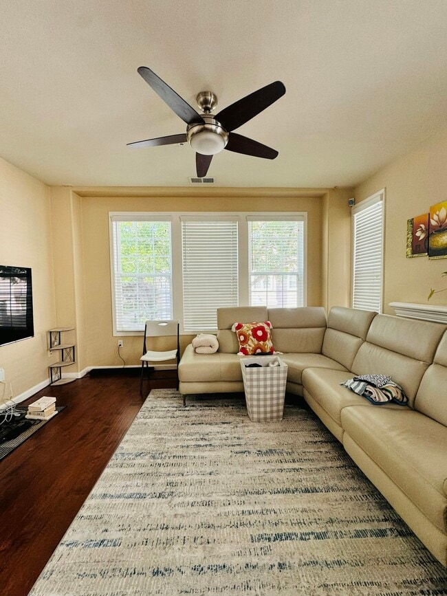 Foto del edificio - 3613 Whitworth Dr