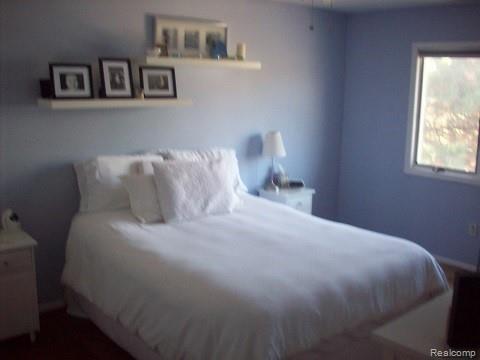 Foto del edificio - 392 Pinewood Dr