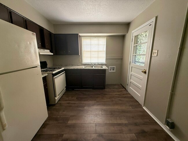 Photo - 2968 Lark Rd House