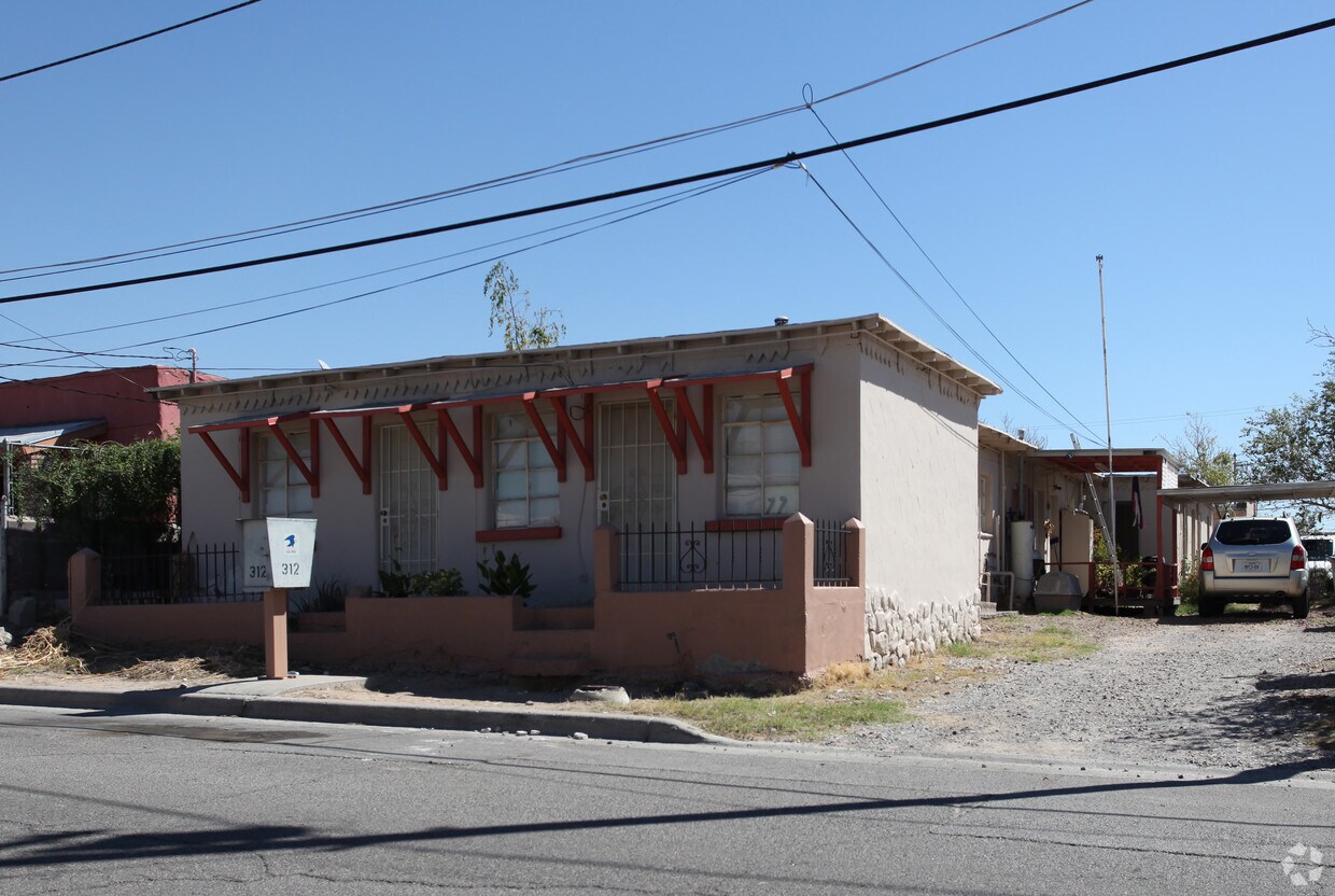 Primary Photo - 312 Torres St