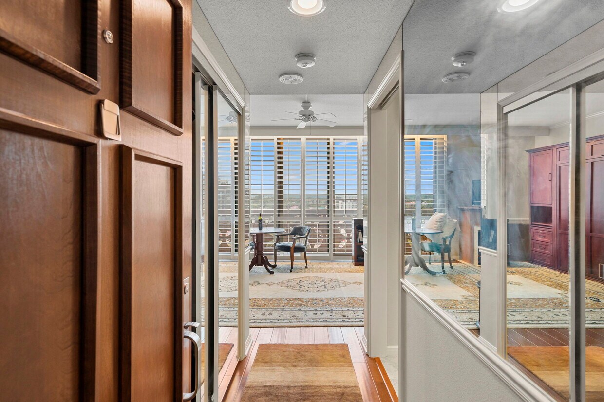 Foto principal - 1801 Lavaca St