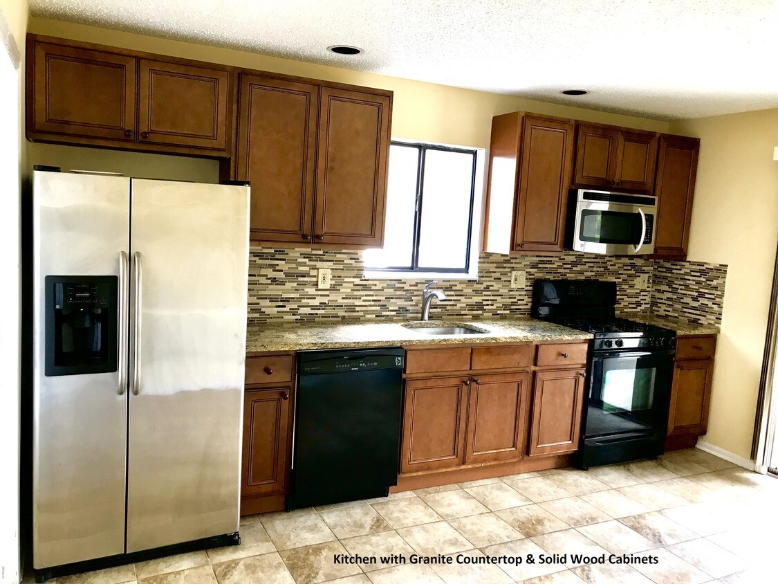 Foto principal - 168 Kingsberry Dr