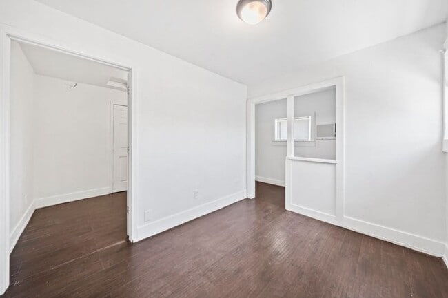Foto del edificio - 1 Bedroom 1 Bath duplex in Roseville!