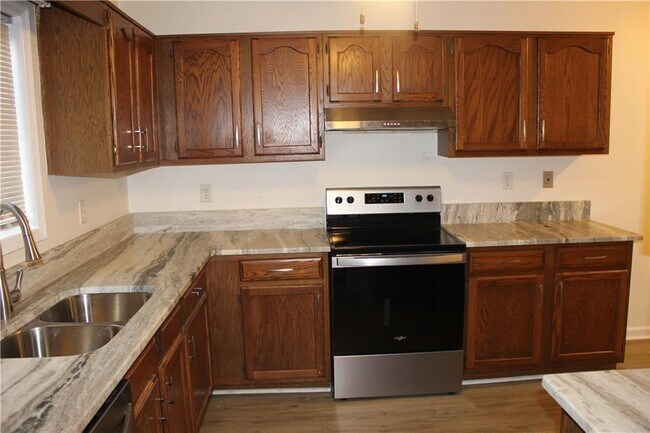 Foto del edificio - 5053 Gardenia Cir
