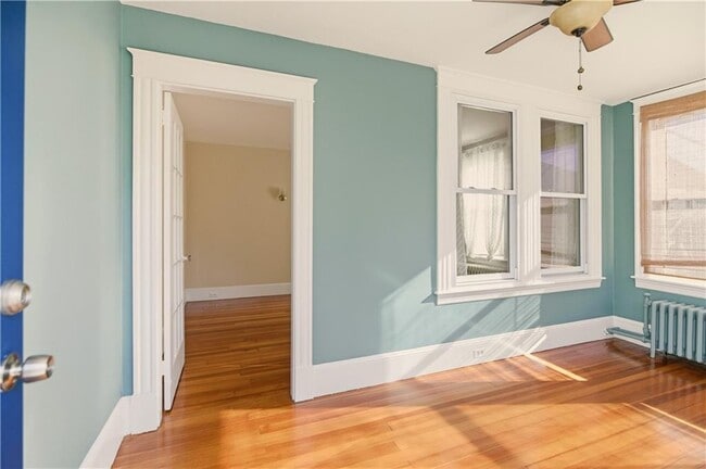 Foto del edificio - 7 Warner Pl