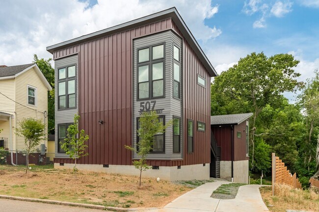 Building Photo - 507 Dupree St