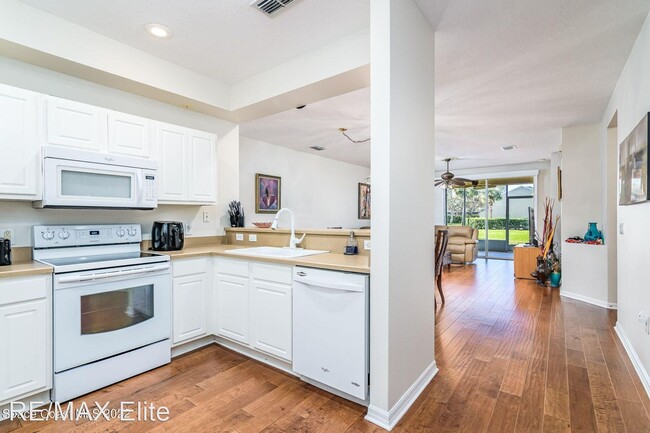 Building Photo - 2 br, 2 bath House - 400 Trotter Lane #103