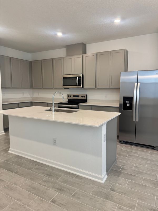 Building Photo - 879 Shumard Wy