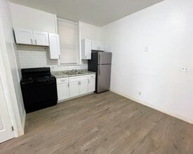 Building Photo - 1311 W Allegheny Ave