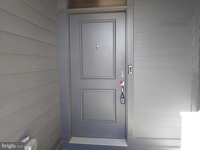 Foto del edificio - 13430 Arrowbrook Centre Dr