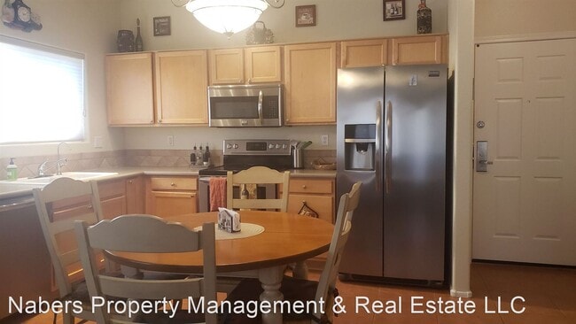Building Photo - 16545 E Gunsight Dr