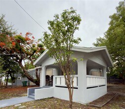 Building Photo - 103 NW 35th St