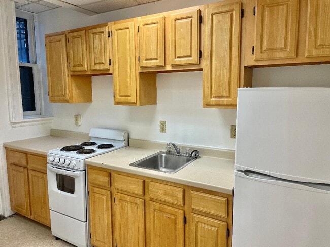 Photo - 1077 Beacon St Apartment