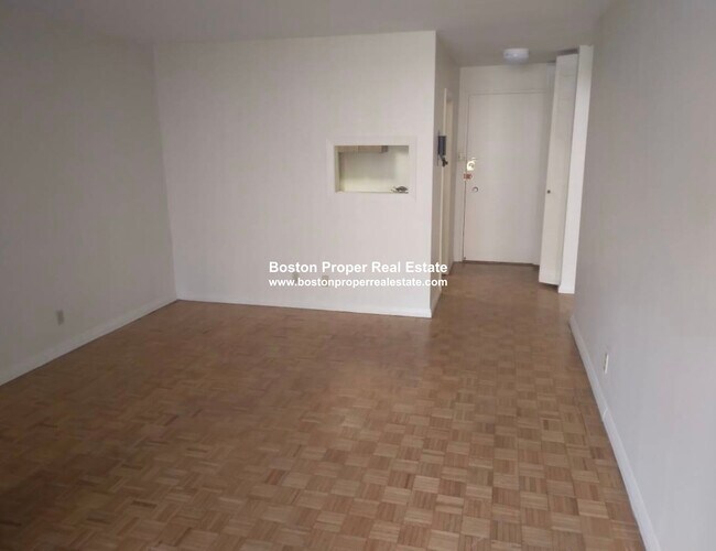 Building Photo - 1455 Commonwealth Ave