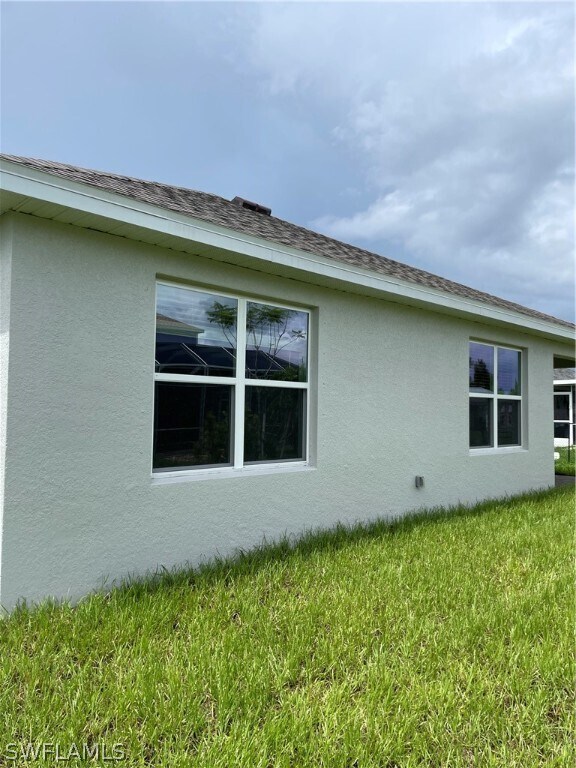 Building Photo - 2805 NW 6th Terrace