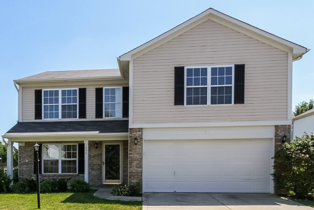 Primary Photo - 1255 Spring Ridge Cir