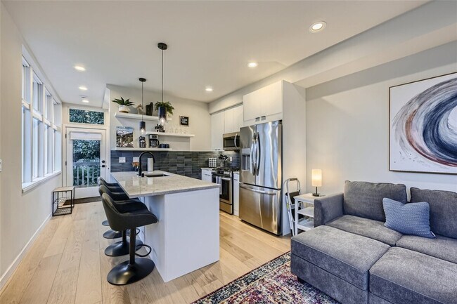 Foto del edificio - 4308 Wallingford Ave N