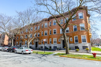 Building Photo - 5439 S Harper Ave
