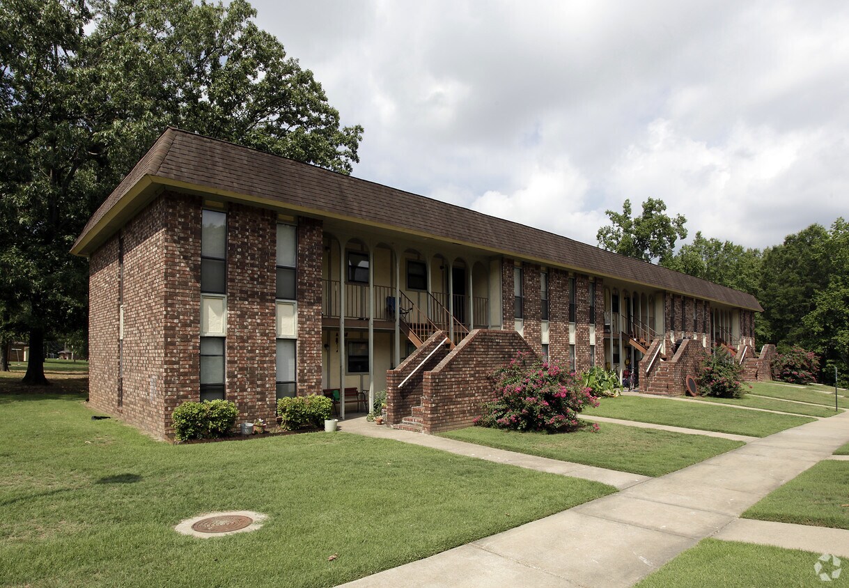 Abington place Apartments in Cabot, AR