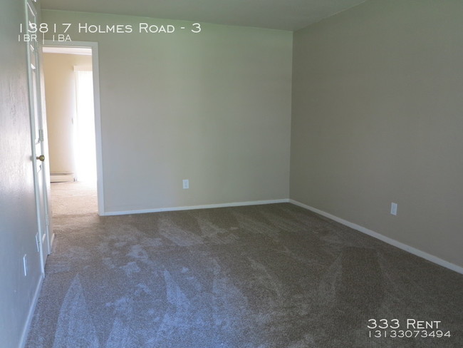Building Photo - 13817 Holmes Rd
