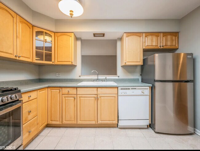 Foto del edificio - 2336 N Commonwealth Ave