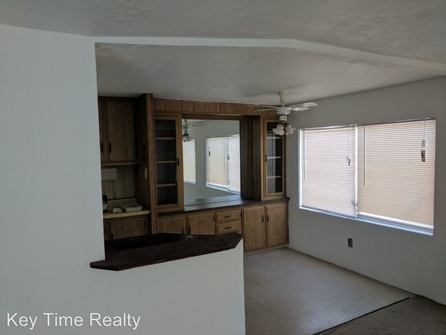 Building Photo - 340 Nevada Dr