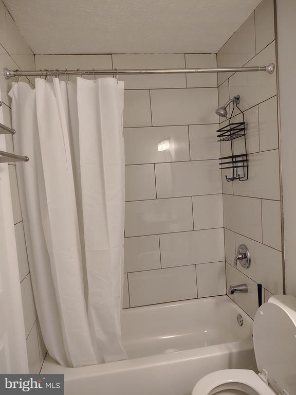 Building Photo - 10704 Wyld Dr