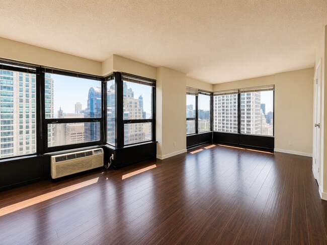 Foto del edificio - 30 E Huron St