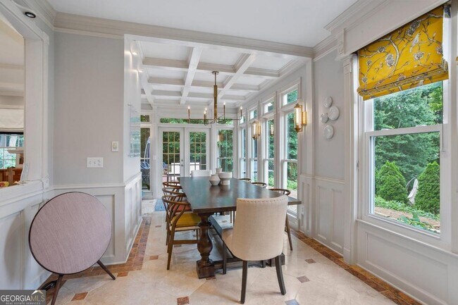 Foto del edificio - 6285 Sterling Dr