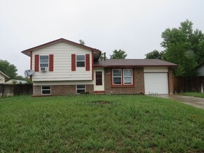 Building Photo - 5160 Marabou Way