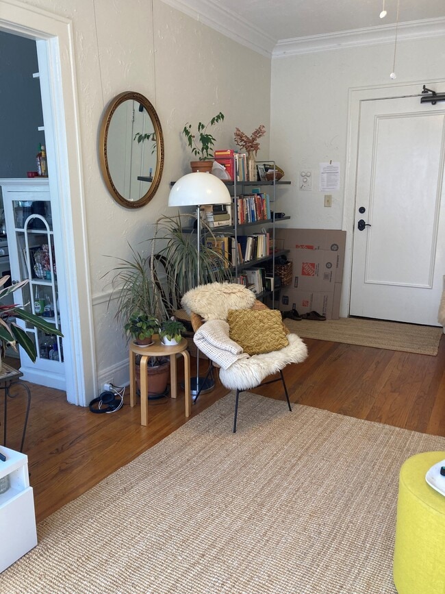 Living Room - 2212 Girard Ave S