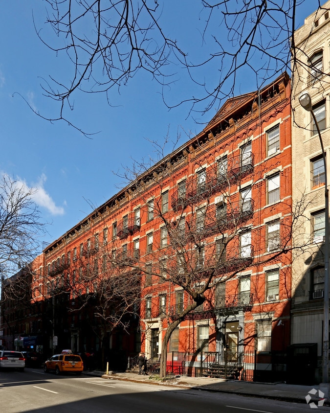 Primary Photo - 351-357 W 45th St